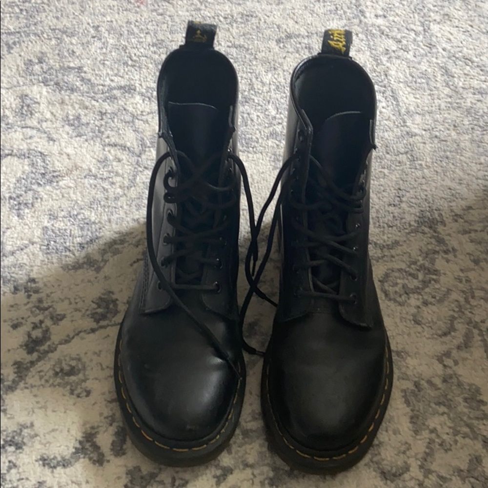 Dr. Maten boot